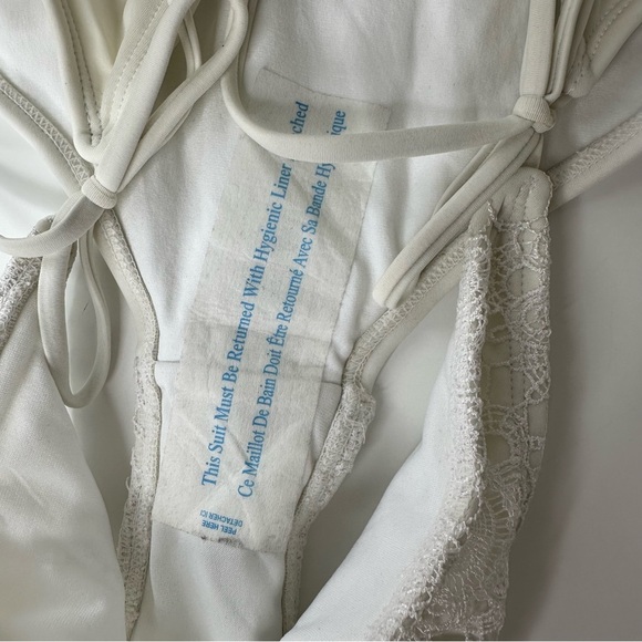Xhilaration women’s white bikini bottoms with lace detailing size XL - Picture 8 of 8
